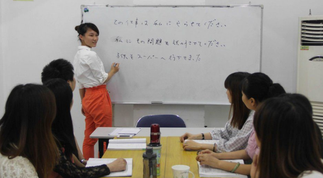 高考日语班报名火热,越来越多考生扔掉英语,缘由可以很实际-婉辞...